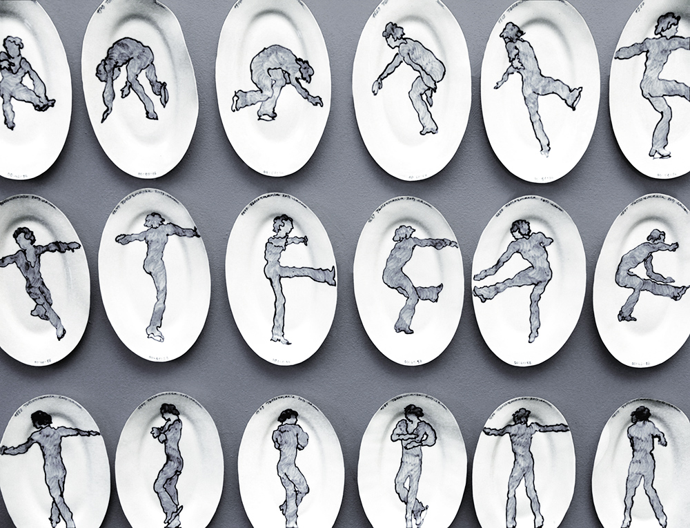 Фрагмент інсталяції з проекту «Толлерманія». 2014. Порцеляна, кобальт, розпис